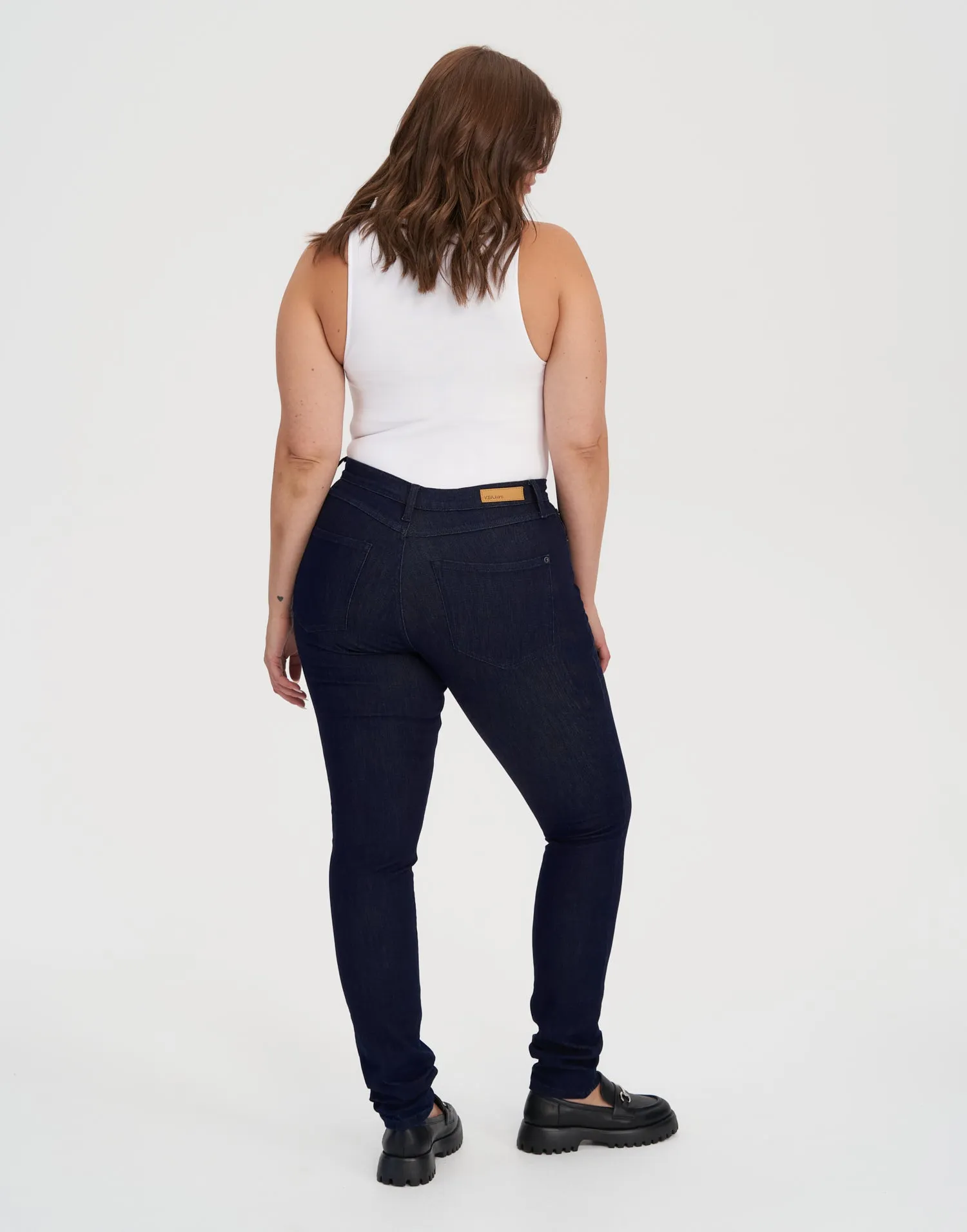 RACHEL SKINNY JEANS / 34" PRAGUE sold by Yoga Jeans product image thumbnail 3