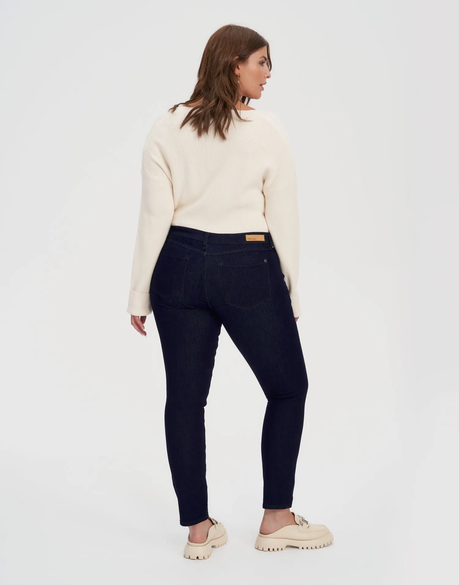 RACHEL SKINNY JEANS / 30" PRAGUE sold by Yoga Jeans product image thumbnail 4
