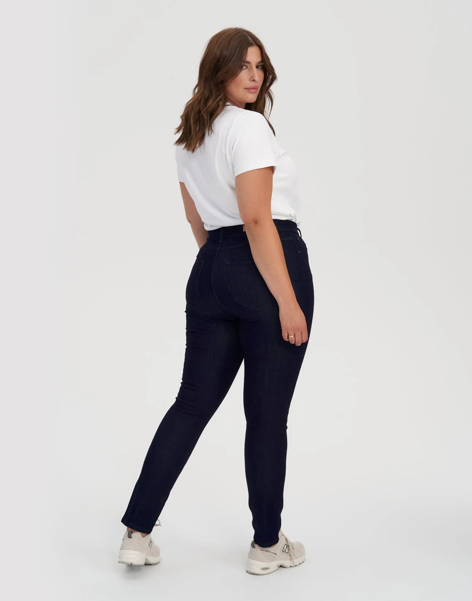 RACHEL SKINNY JEANS / 30" PRAGUE sold by Yoga Jeans product image thumbnail 4