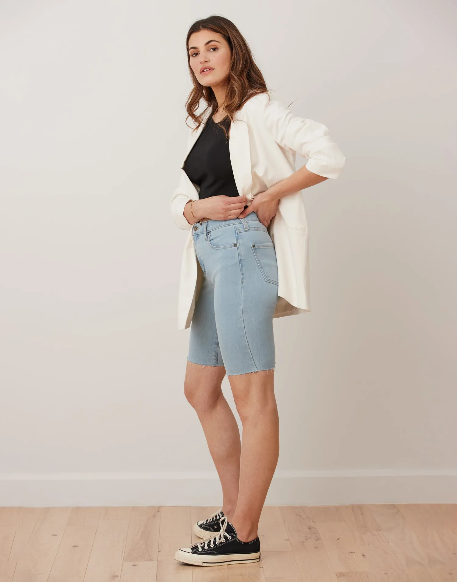 SHORTS / THE BIKER sold by Yoga Jeans product image thumbnail 3