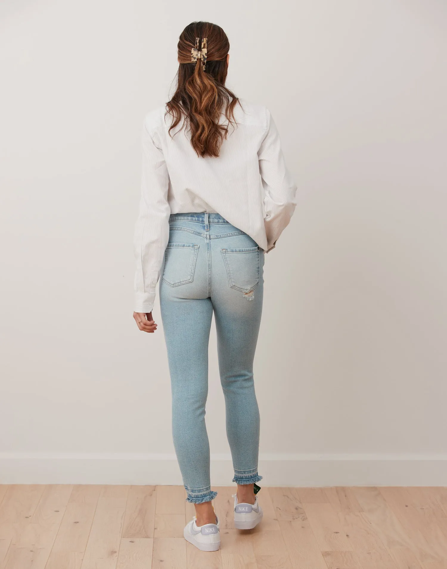 RACHEL SKINNY JEANS / THE PIER sold by Yoga Jeans product image thumbnail 3