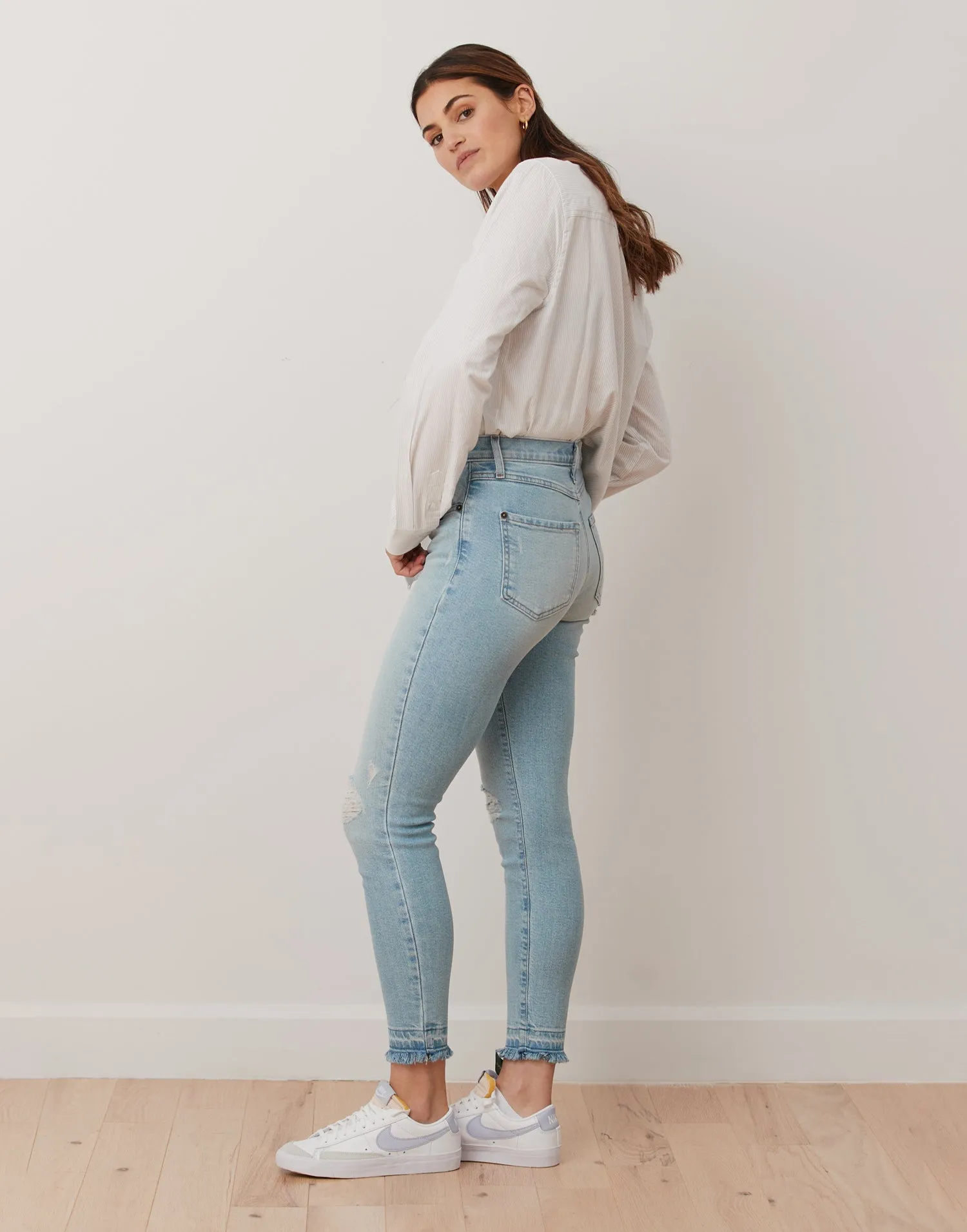 RACHEL SKINNY JEANS / THE PIER sold by Yoga Jeans product image thumbnail 2