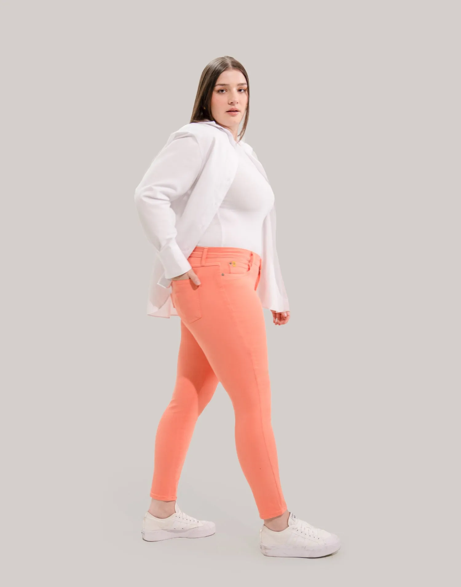 RACHEL SKINNY JEANS / MAGNOLIA sold by Yoga Jeans product image thumbnail 3