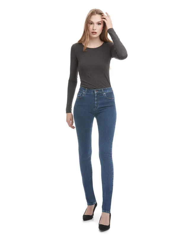 CHLOE STRAIGHT JEANS / DOMINIQUE sold by Yoga Jeans