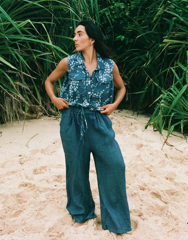 RAIN PRINTED LINEN SLEEVELESS VEST / DENIM sold by Yoga Jeans