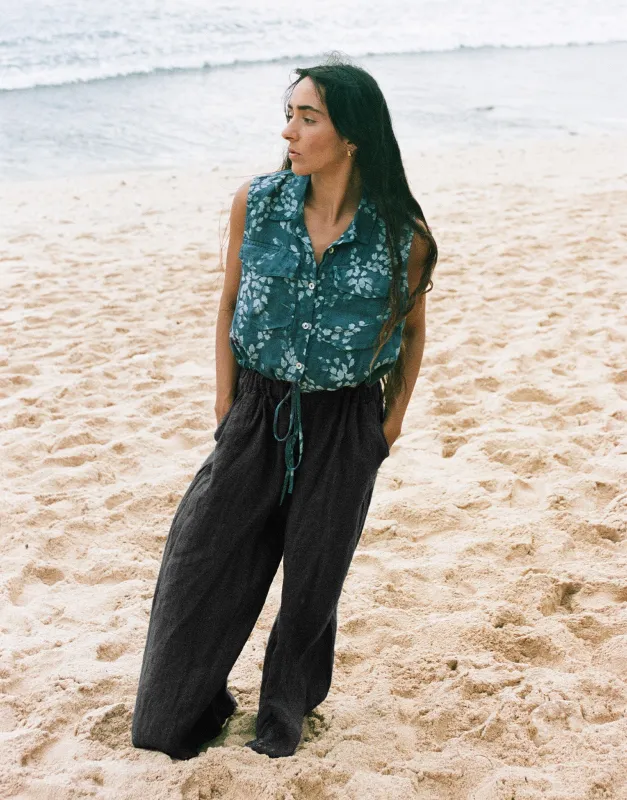 KAMILLA CROPPED WIDE LEG TROUSERS / BLACK sold by Yoga Jeans