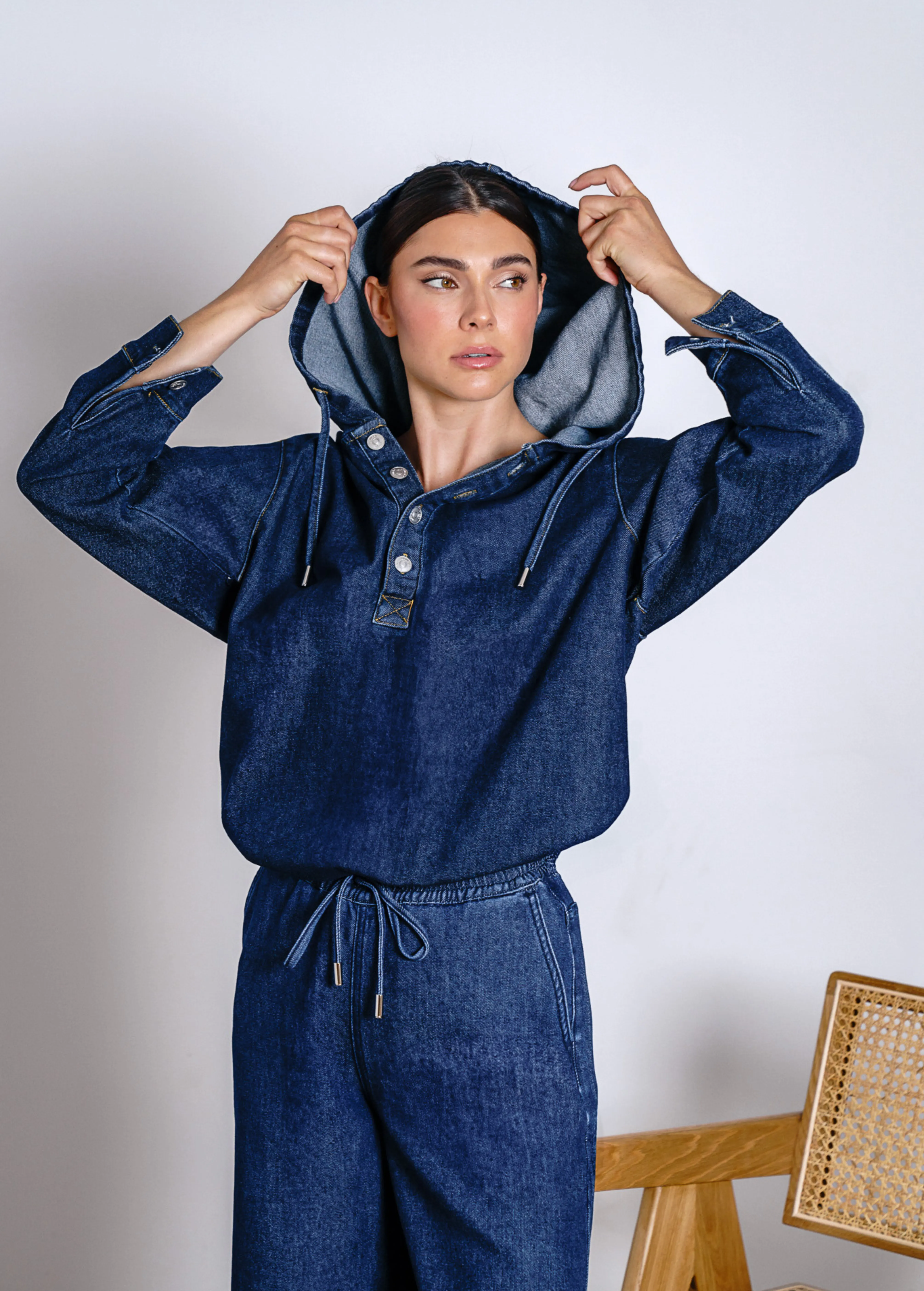 HENLEY TOP / FLORA sold by Yoga Jeans