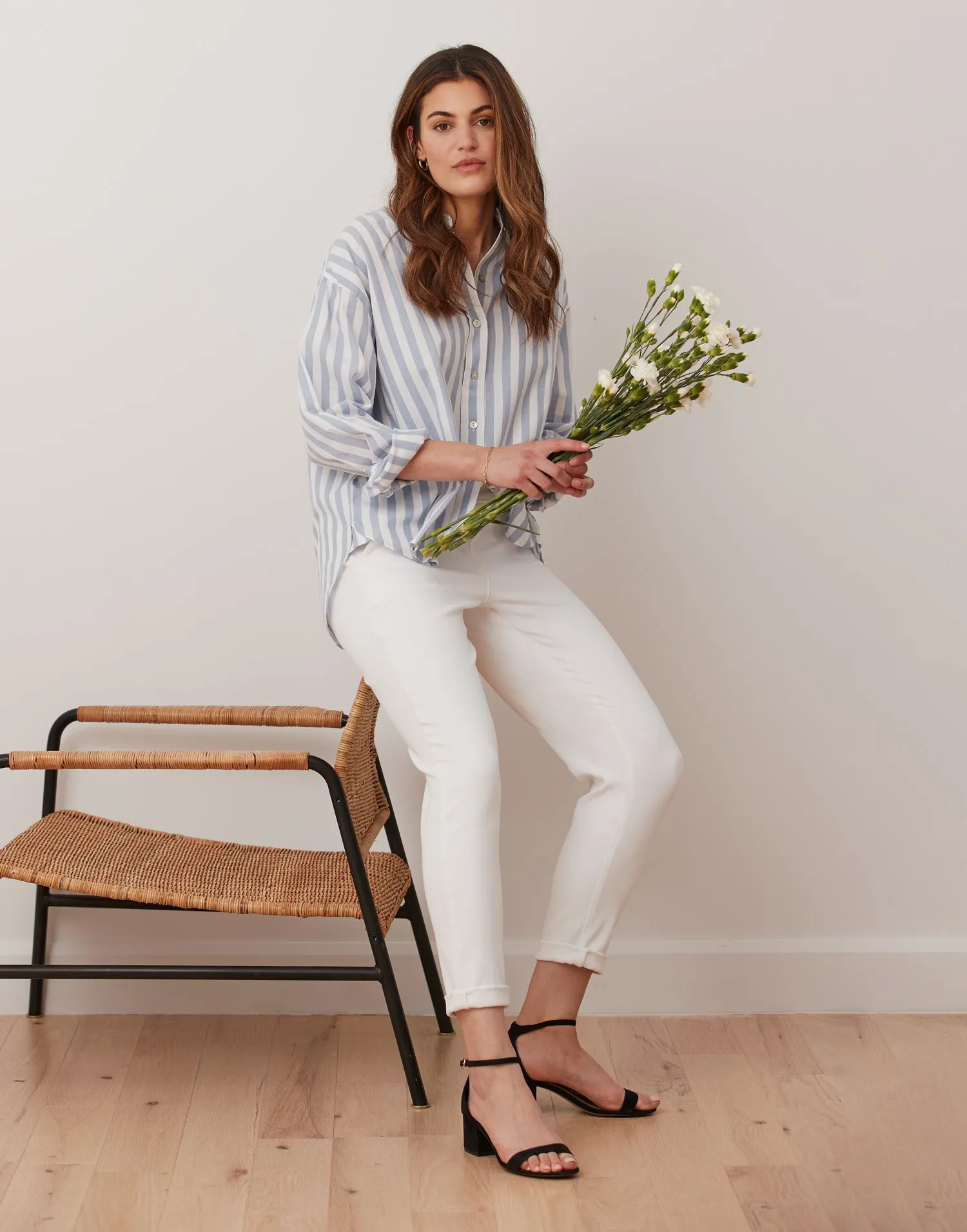 MALIA RELAXED JEANS / WHITE sold by Yoga Jeans product image thumbnail 2