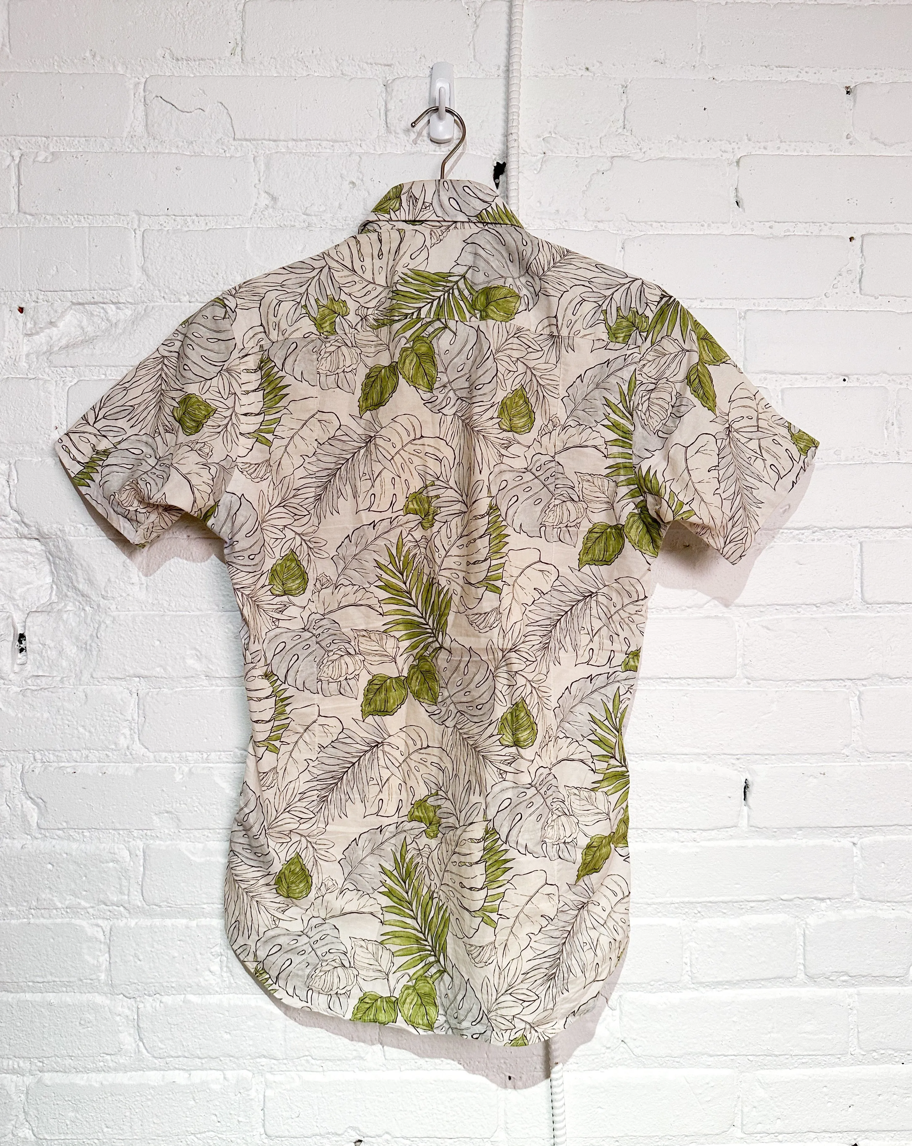 Vintage Short Sleeve Dylan | Faded Flora sold by 18 Waits product image thumbnail 2