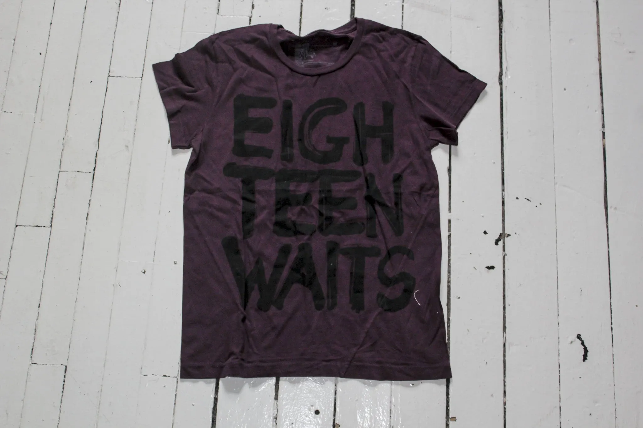 Vintage Women's Graphic T-Shirt | Eighteen Waits sold by 18 Waits product image thumbnail 4