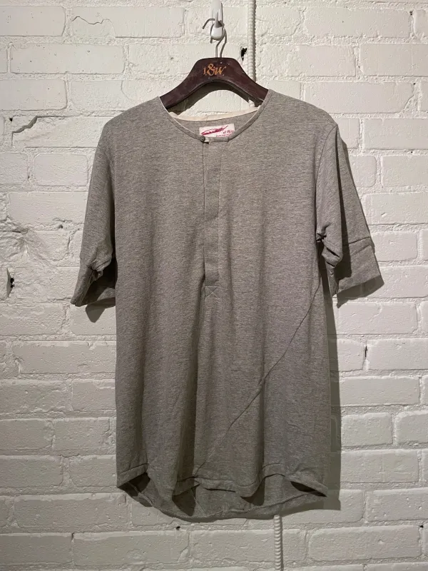 Vintage Hitchhiker Henley | Grey made by 18 Waits