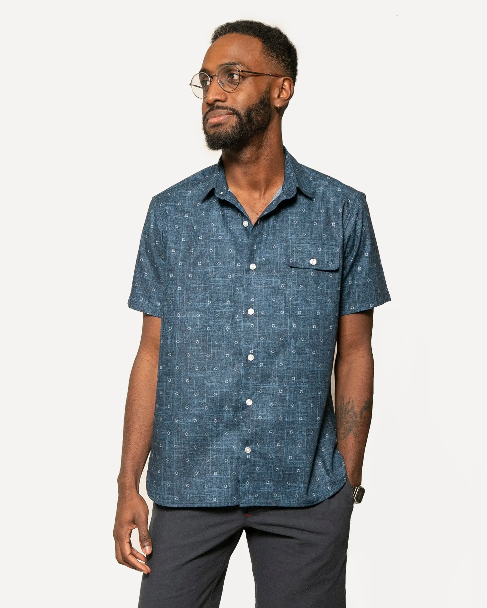 Short Sleeve Neuwirth | Shibori Moons sold by 18 Waits product image thumbnail 3