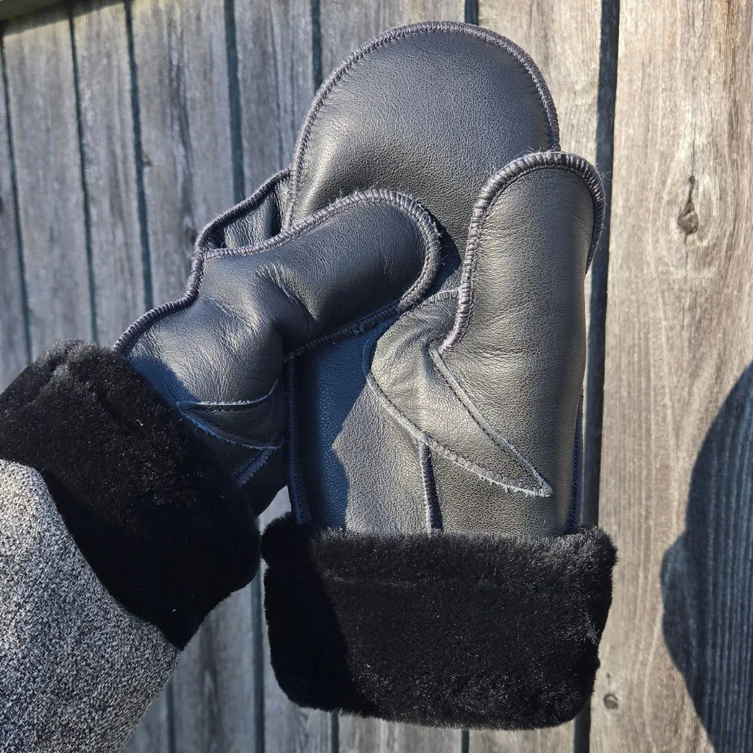 Sheepskin Mittens sold by Garneau Slippers