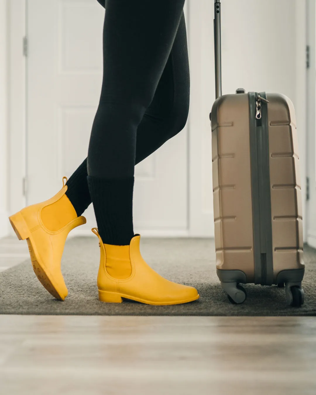 J.B. Field's Plain Full Cushion Bamboo Crew Socks sold by Great Sox product image thumbnail 2