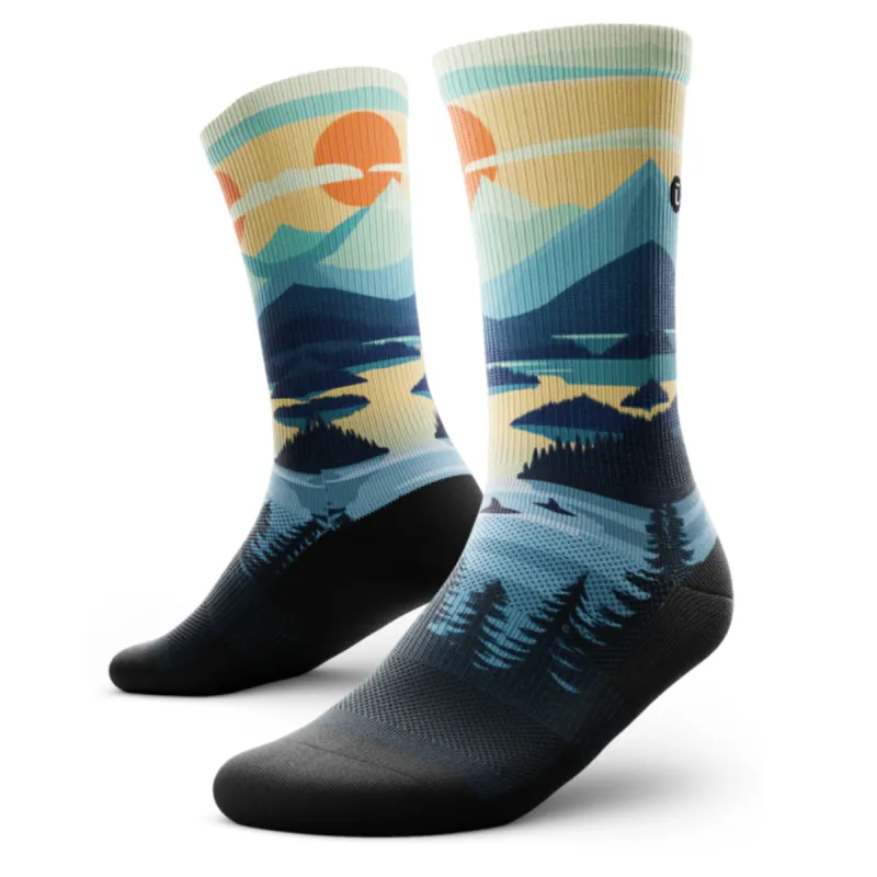 "Coastal Fade" Performance Crew Running Socks by Outway sold by Great Sox