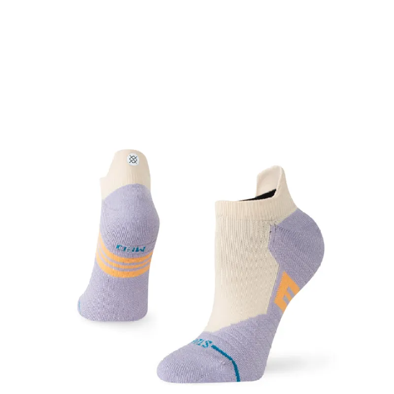 "Core Mid Tab" Performance Running Socks by Stance made by Stance