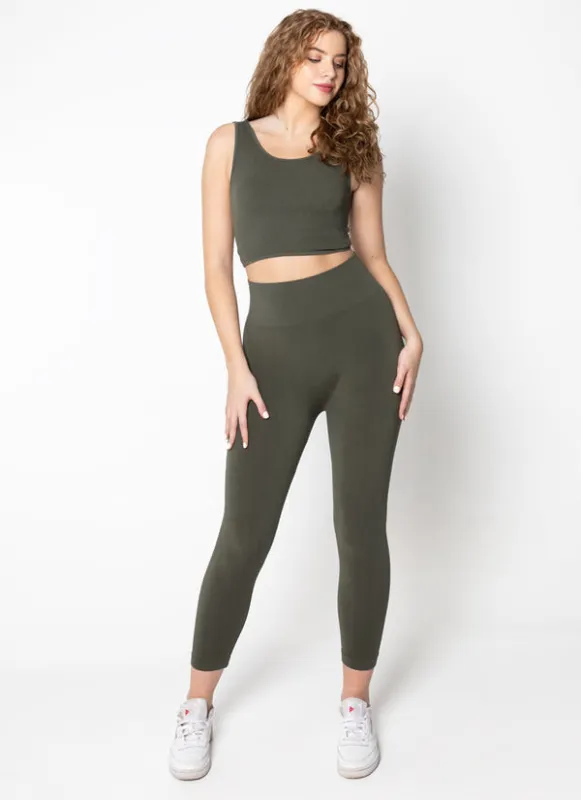 C'est Moi "Bamboo 3/4 High Waisted Leggings" - Women sold by Great Sox