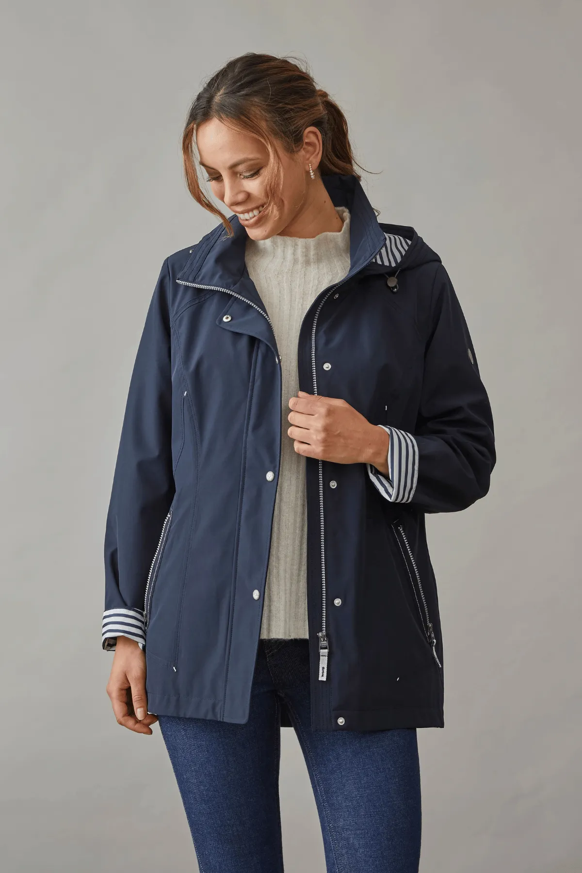 LUNA Wind & Waterproof Jacket 2882 sold by Lornes Coats product image thumbnail 4