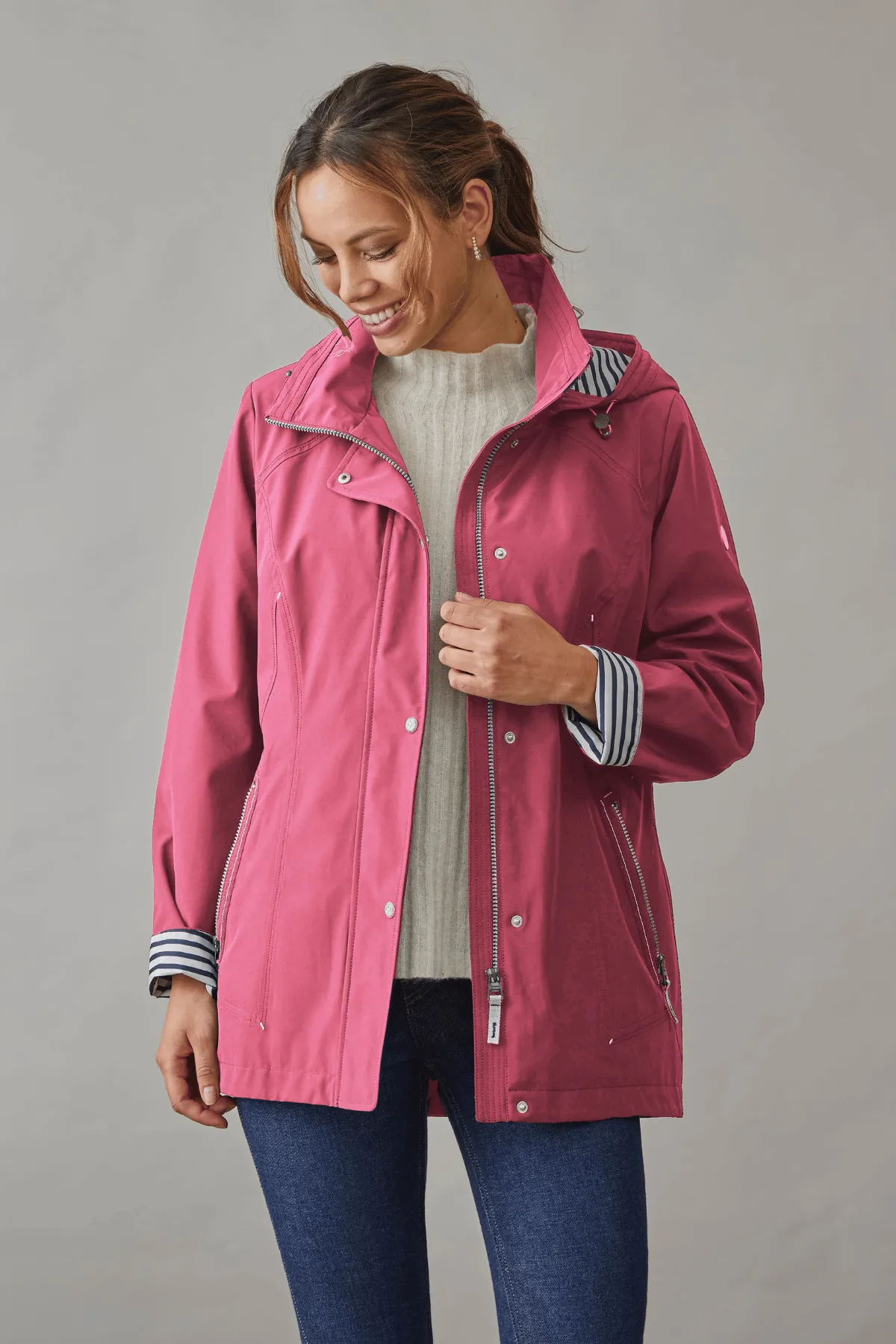 LUNA Wind & Waterproof Jacket 2882 sold by Lornes Coats product image thumbnail 2