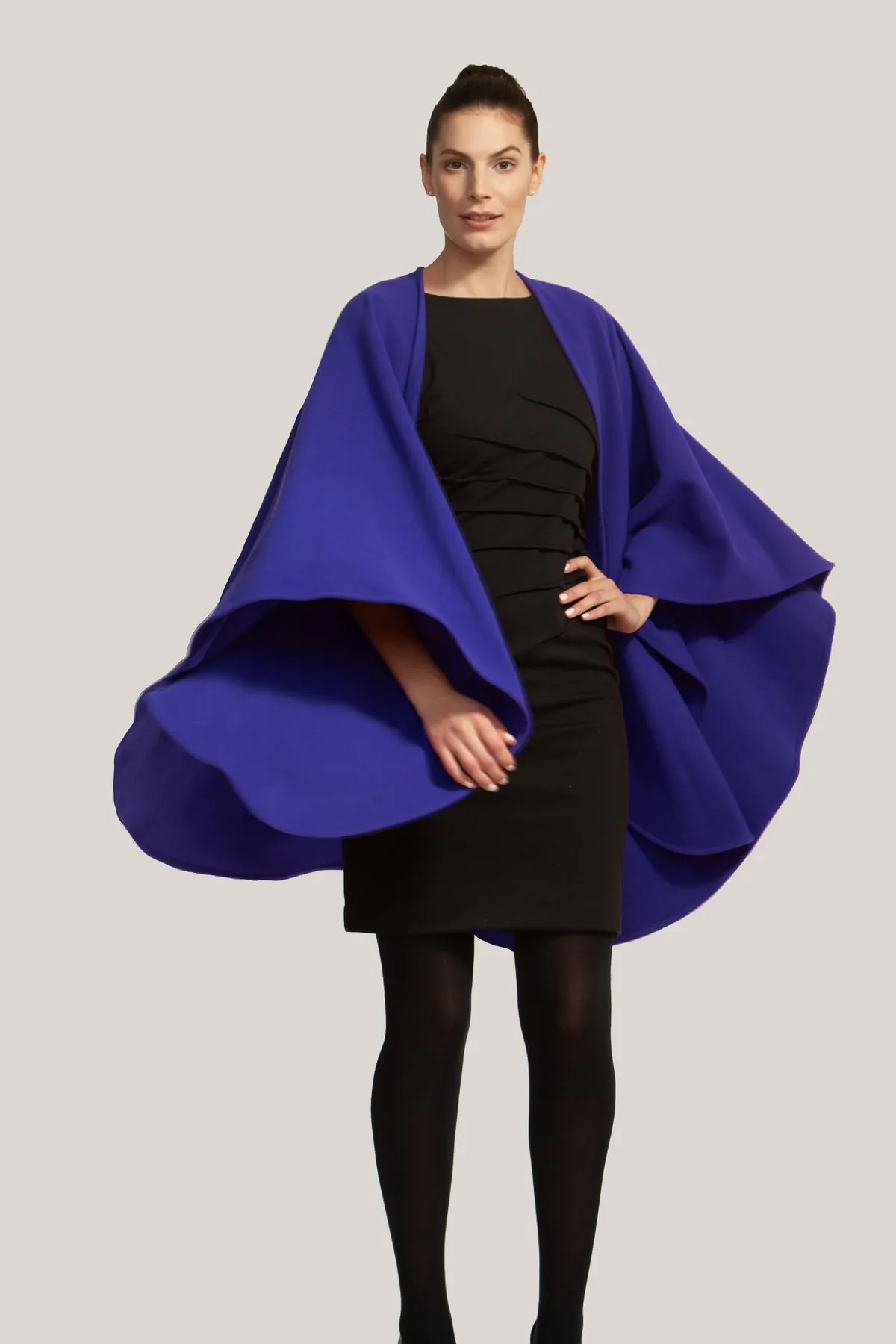 Cashmere & Wool Short Cape 993 sold by Lornes Coats