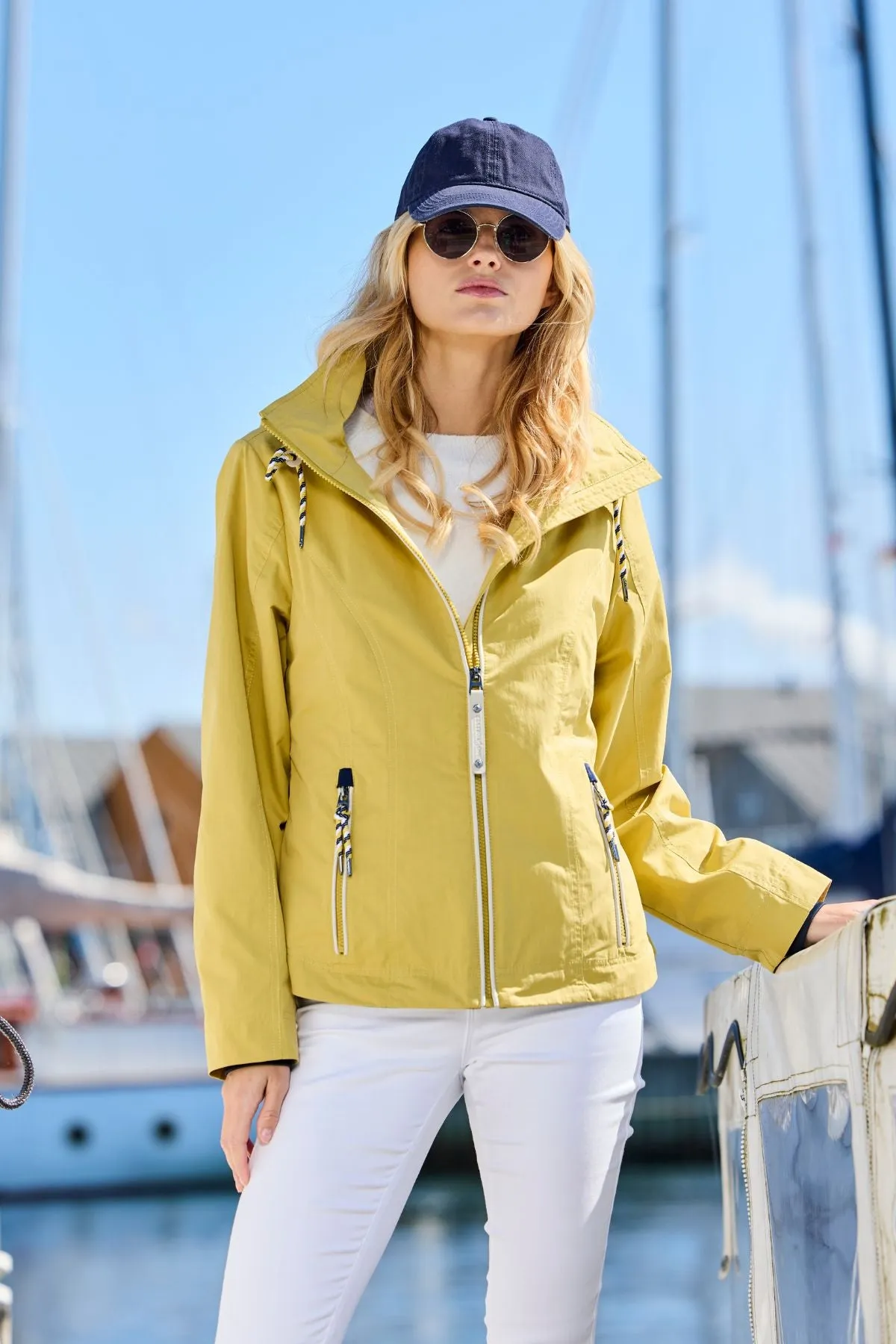 Nera Lightweight Durable Jacket 2224 sold by Lornes Coats product image thumbnail 5