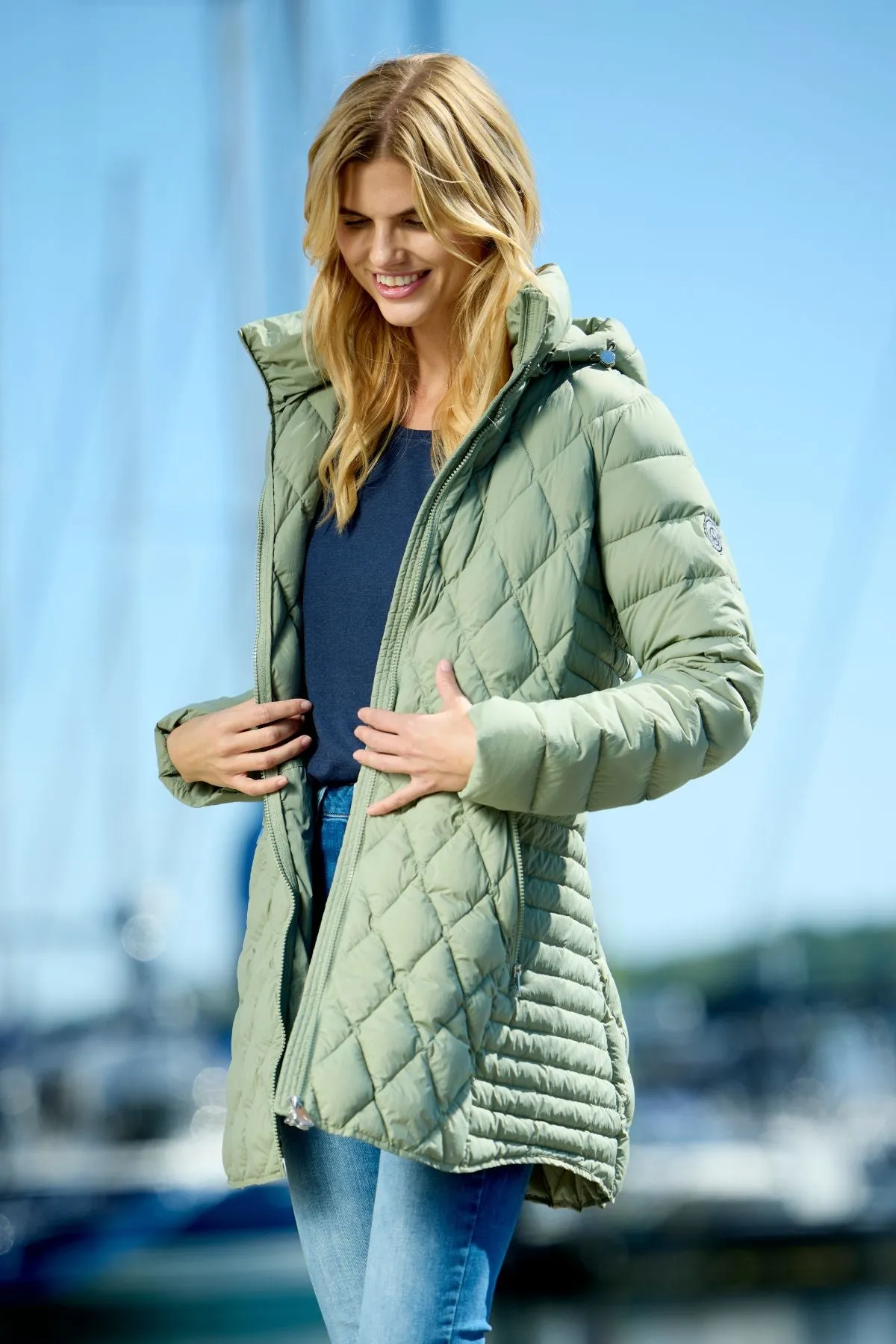 Diana Lightweight Down Jacket with Detachable Hood 2041 sold by Lornes Coats product image thumbnail 4