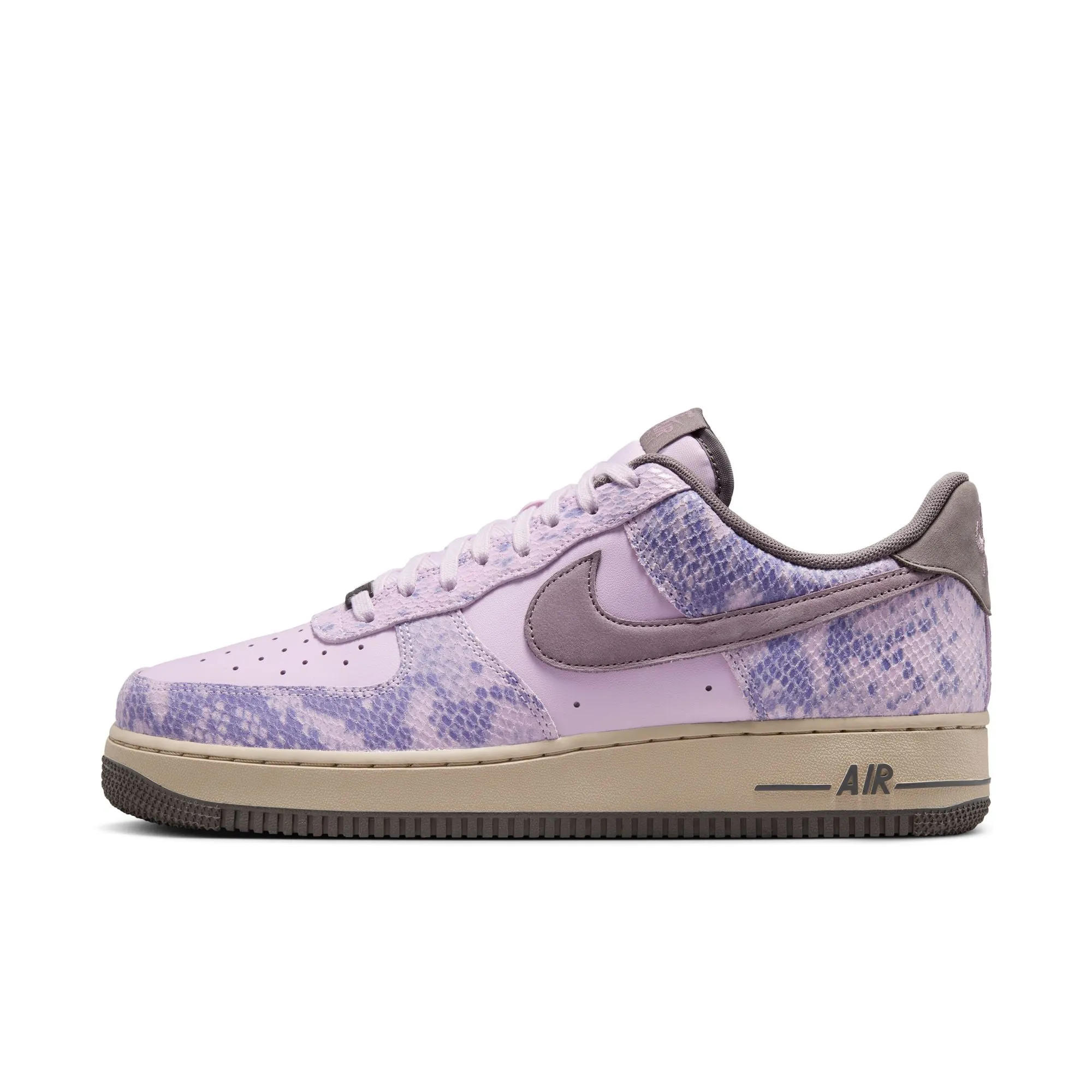 Air Force 1 '07 LV8 sold by Stomping Ground product image thumbnail 3