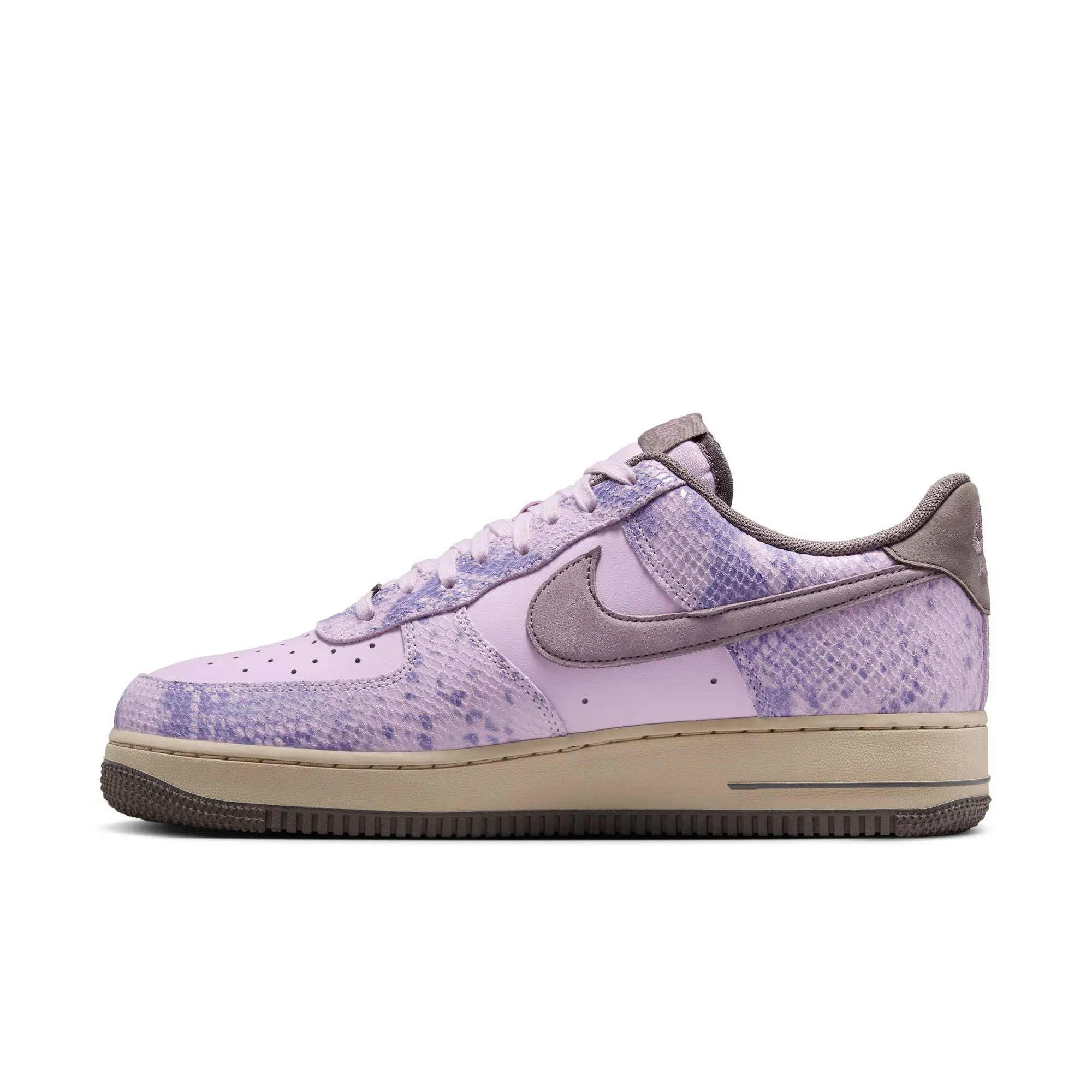 Air Force 1 '07 LV8 sold by Stomping Ground product image thumbnail 4