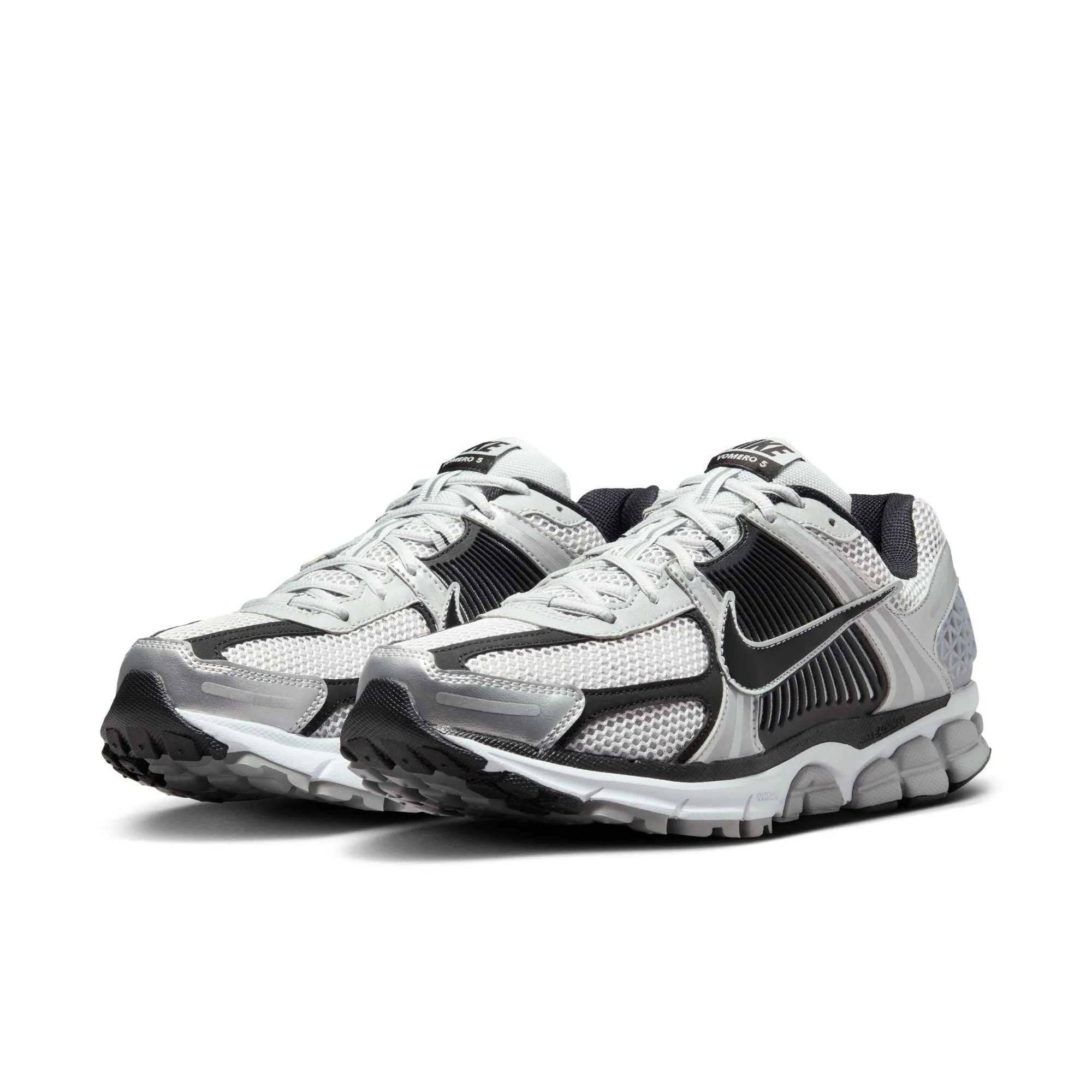 Nike Zoom Vomero -METALLIC SILVER/BLACK-PURE PLATINUM sold by Stomping Ground product image thumbnail 2