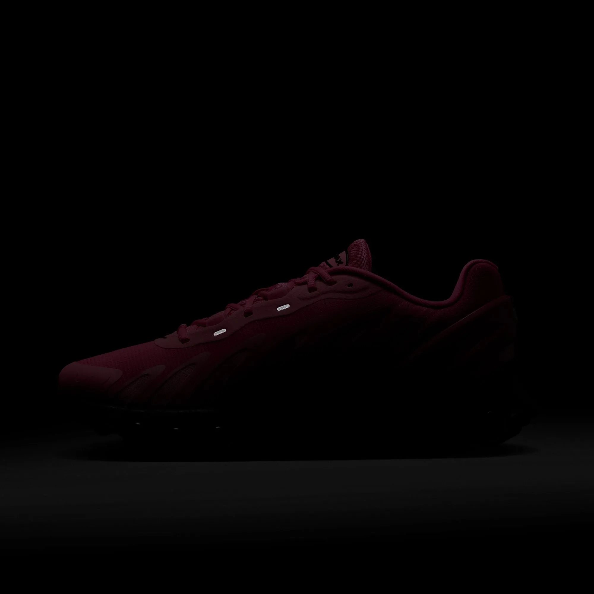 Nike Air Max DN8 - Hyper Pink/Black/Hyper Pink sold by Stomping Ground product image thumbnail 4