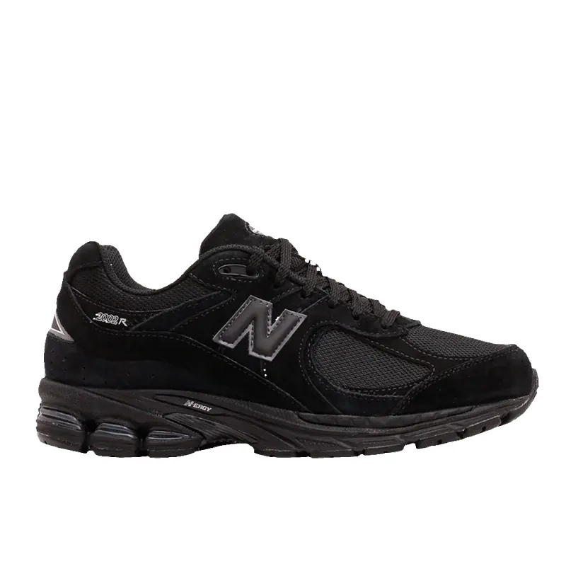 New Balance 2002R - Black / Black made by New Balance
