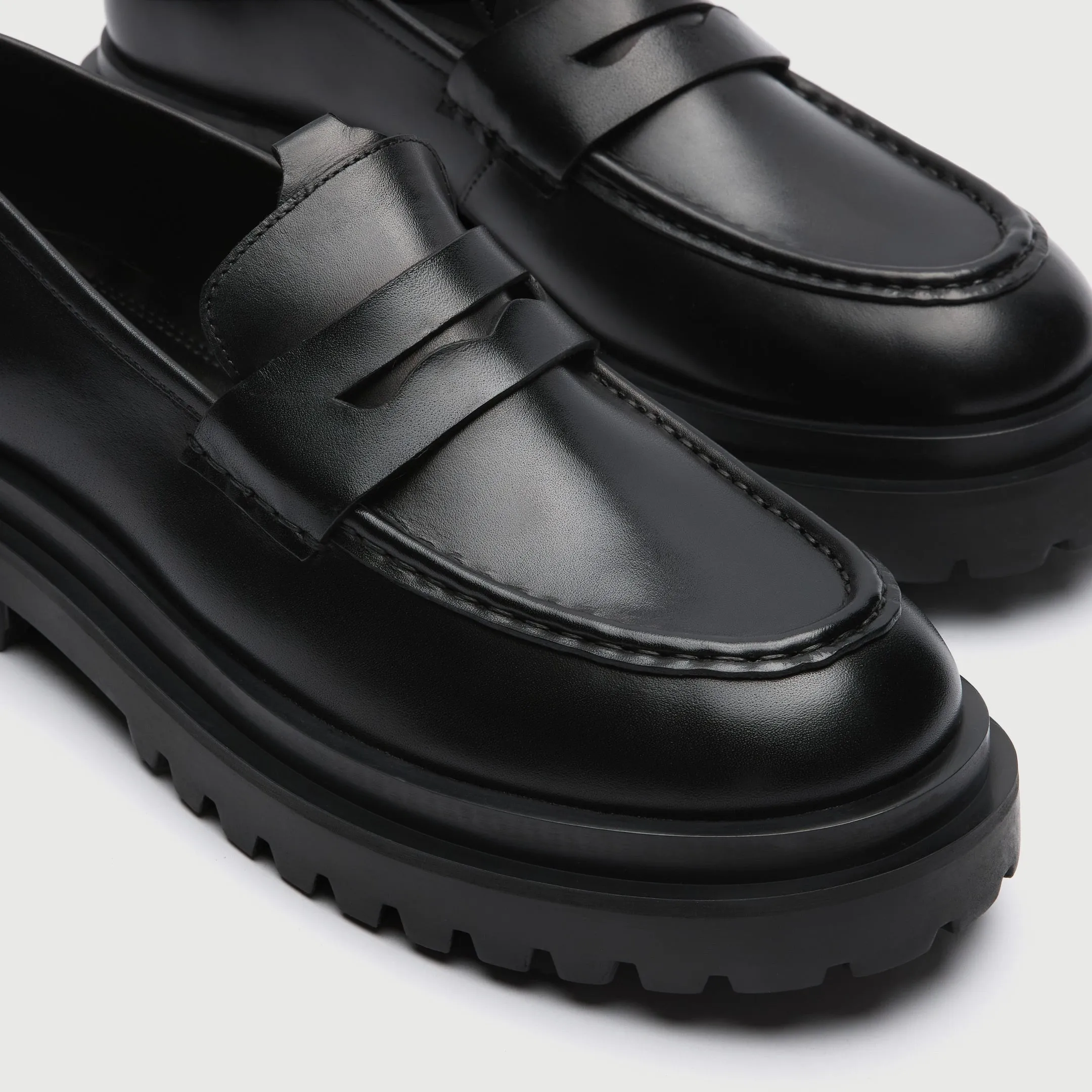 Sully Saddle Loafer sold by Walk London product image thumbnail 5