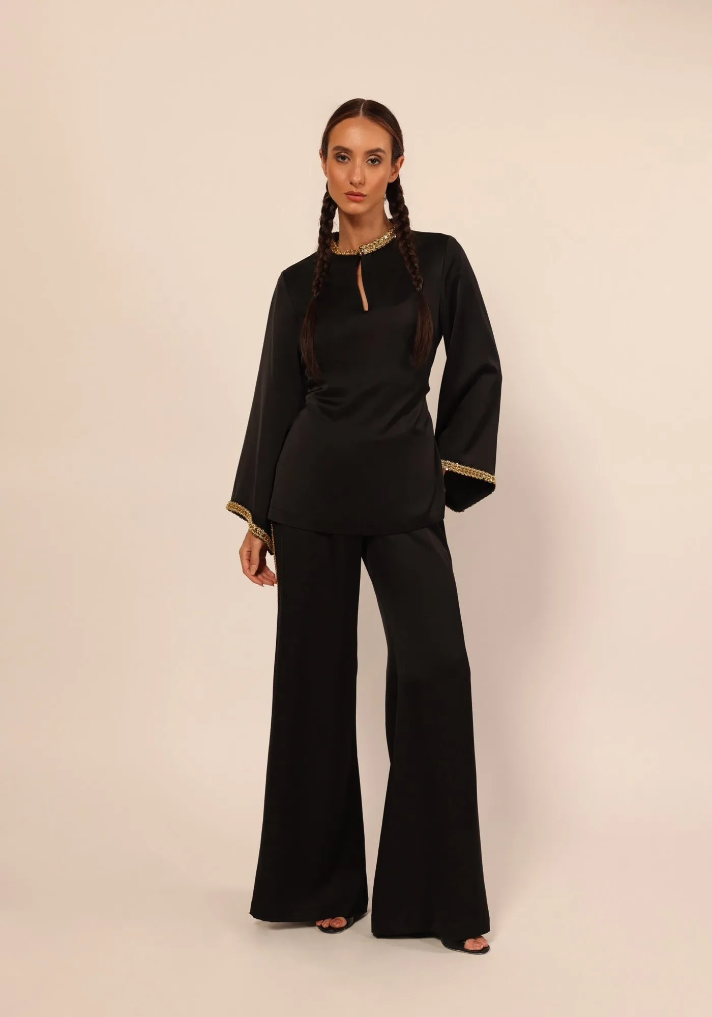 Samar Set sold by Baruni product image thumbnail 2