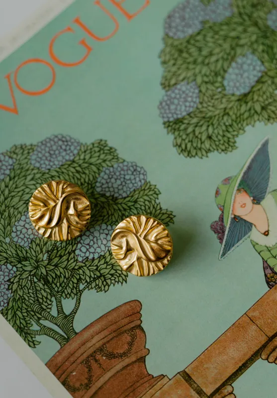 Draped Texture Studs – Gold made by Bibi & Kim