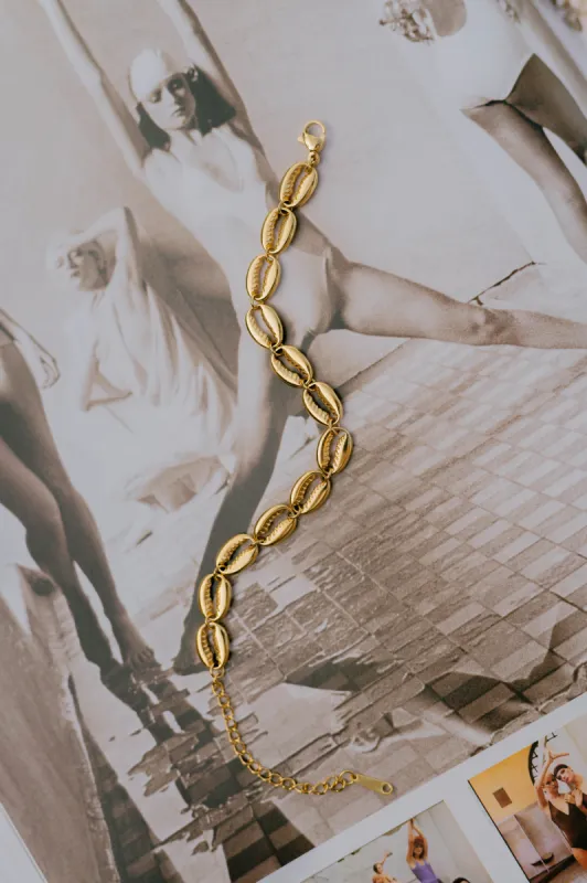 Cowrie Link Bracelet sold by Bibi & Kim