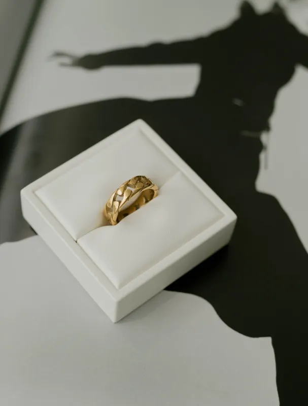 Cuban Link Ring – Gold sold by Bibi & Kim
