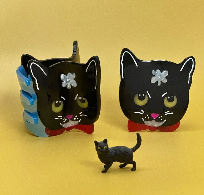 Naoko Cat Hair Claw sold by Centinelle