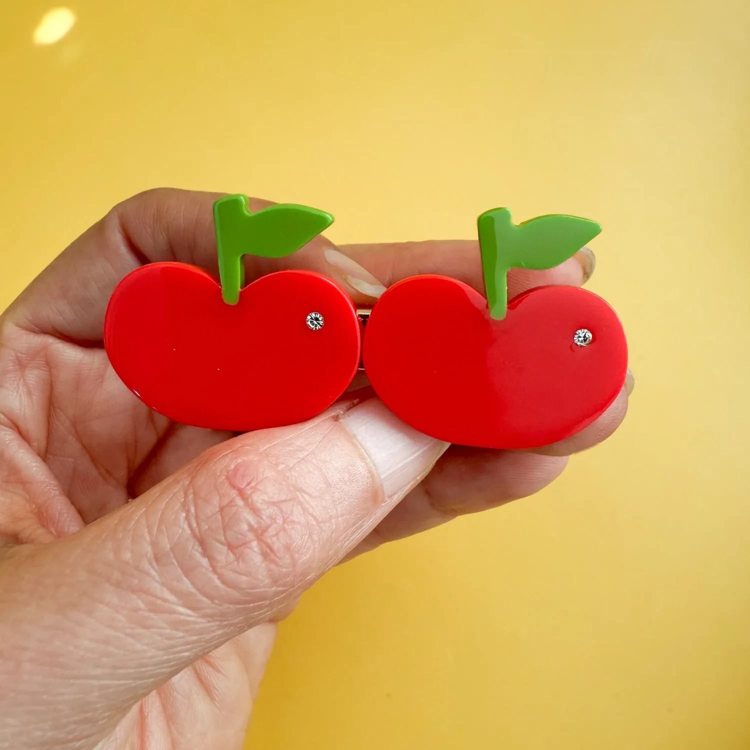 Apples Alligator Hair Clip sold by Centinelle product image thumbnail 3