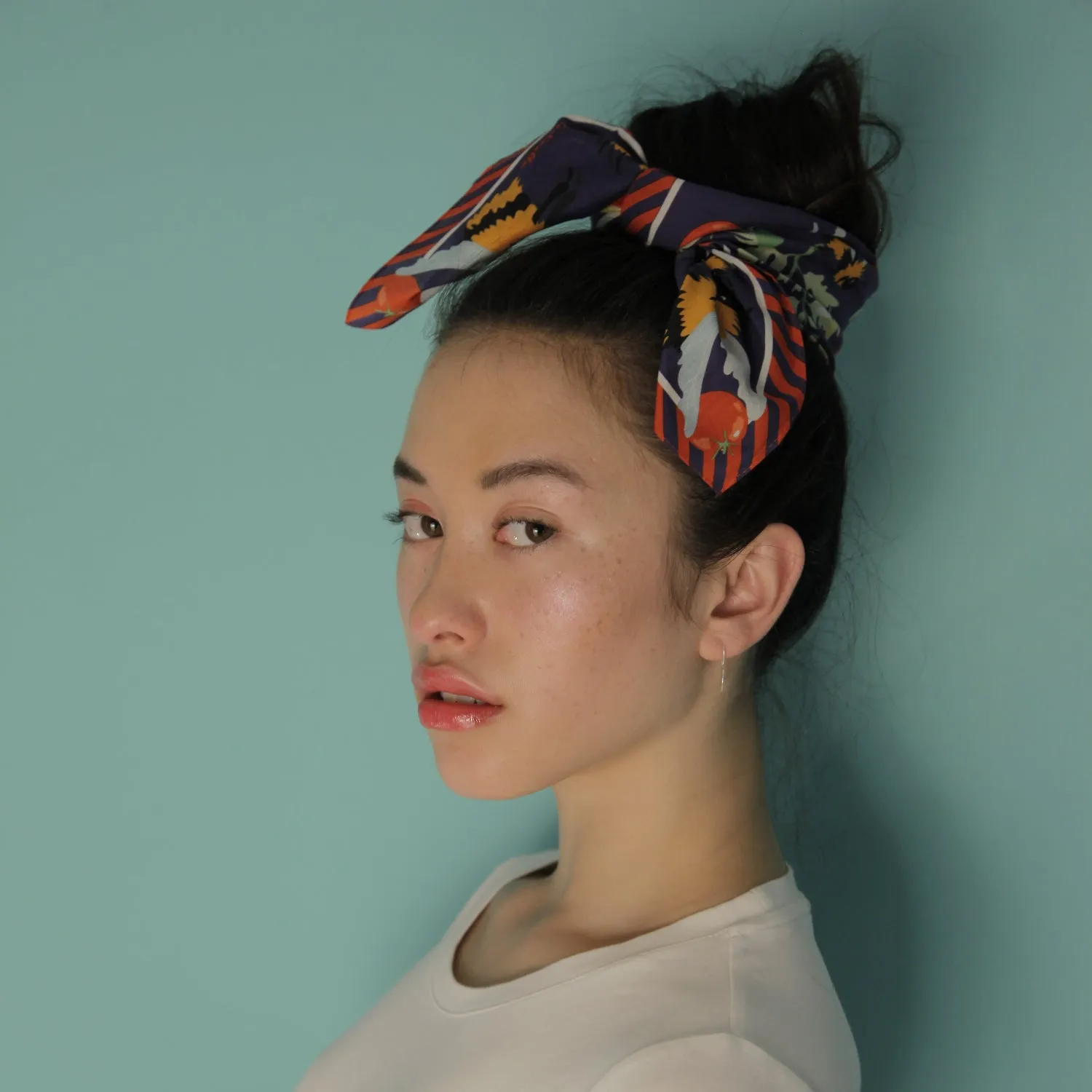 Bumblebees Cotton Silk Bandana sold by Centinelle product image thumbnail 2