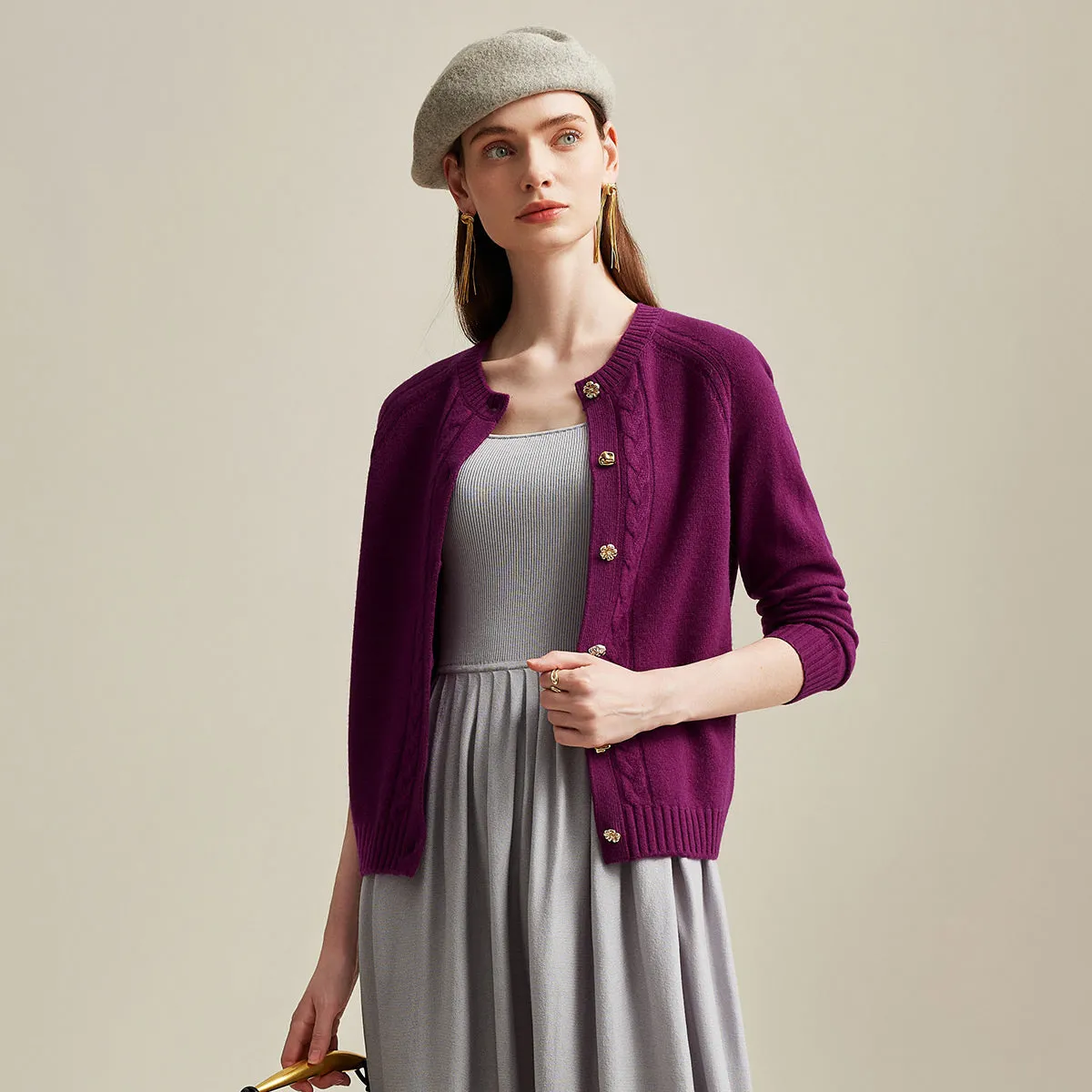 100% Cashmere Women's Cable Button Knit Cardigan sold by COMOBOCA product image thumbnail 3
