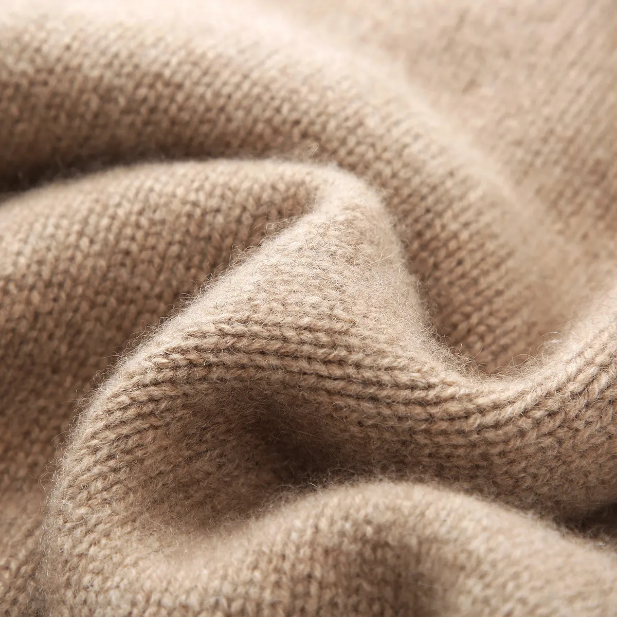 100% Cashmere Women's Cable Knit Cardigan sold by COMOBOCA product image thumbnail 4