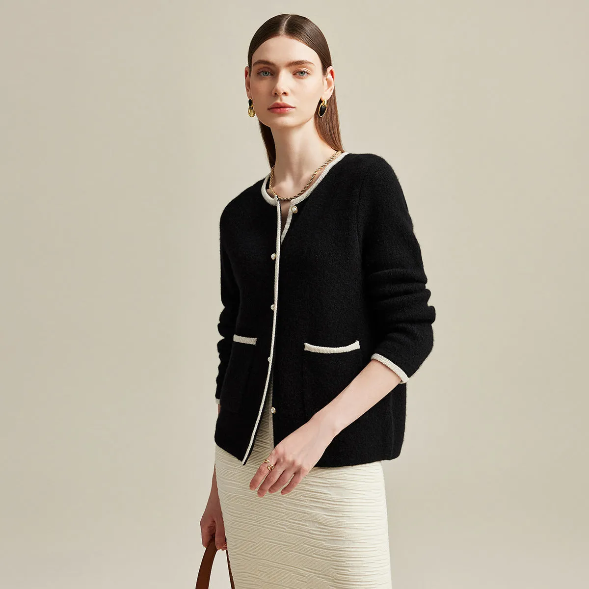 100% Cashmere Women's Two-Tone Buttoned Cardigan sold by COMOBOCA product image thumbnail 2