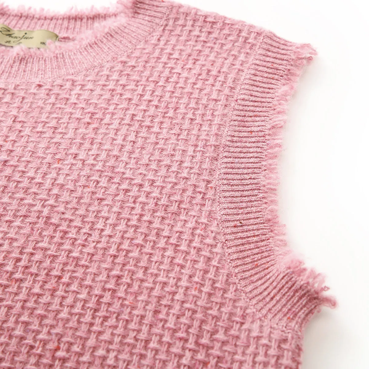 100% Cashmere Women's Textured Knit Sweater Vest sold by COMOBOCA product image thumbnail 4