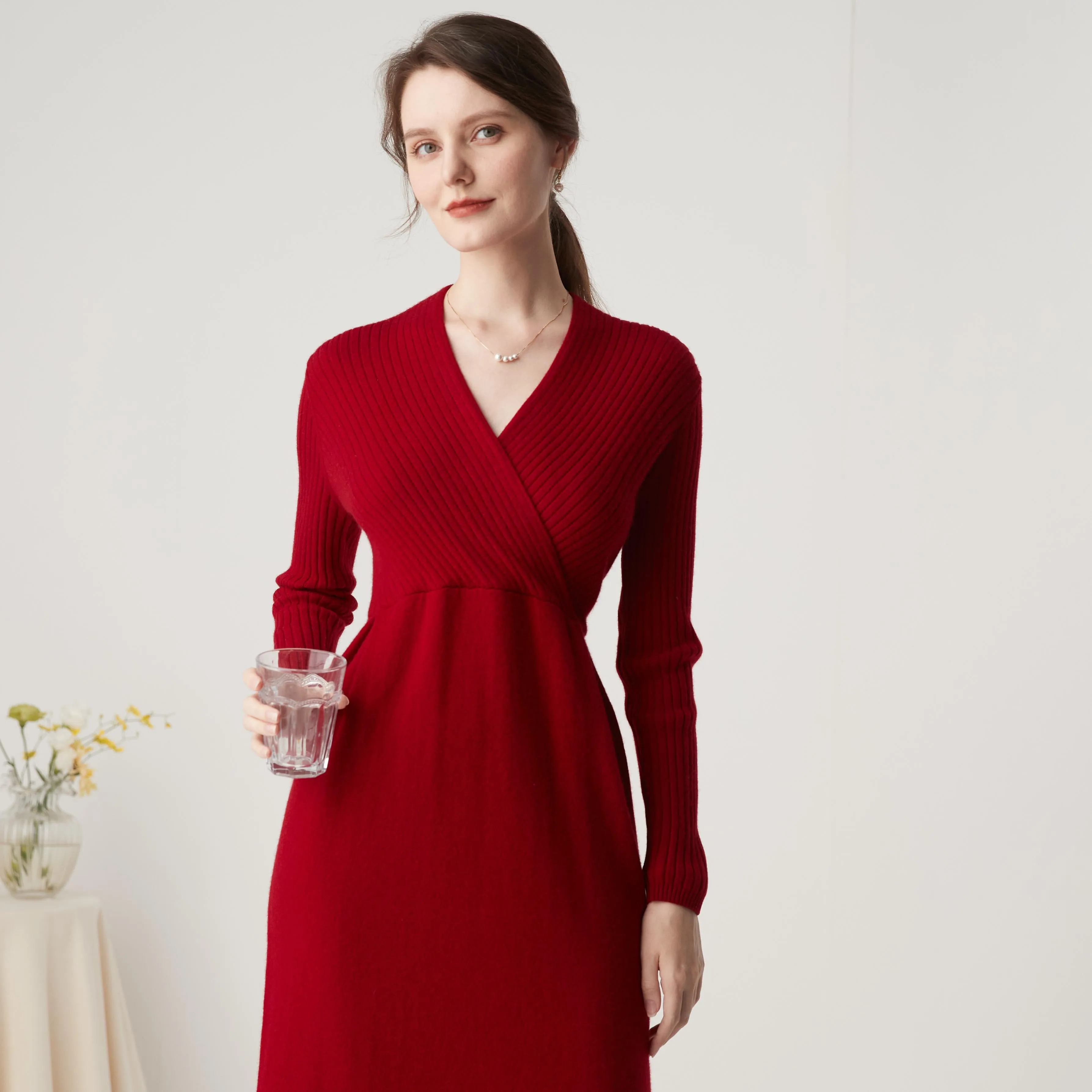 100% Cashmere Women's Knit V-Neck Midi Dress sold by COMOBOCA product image thumbnail 2