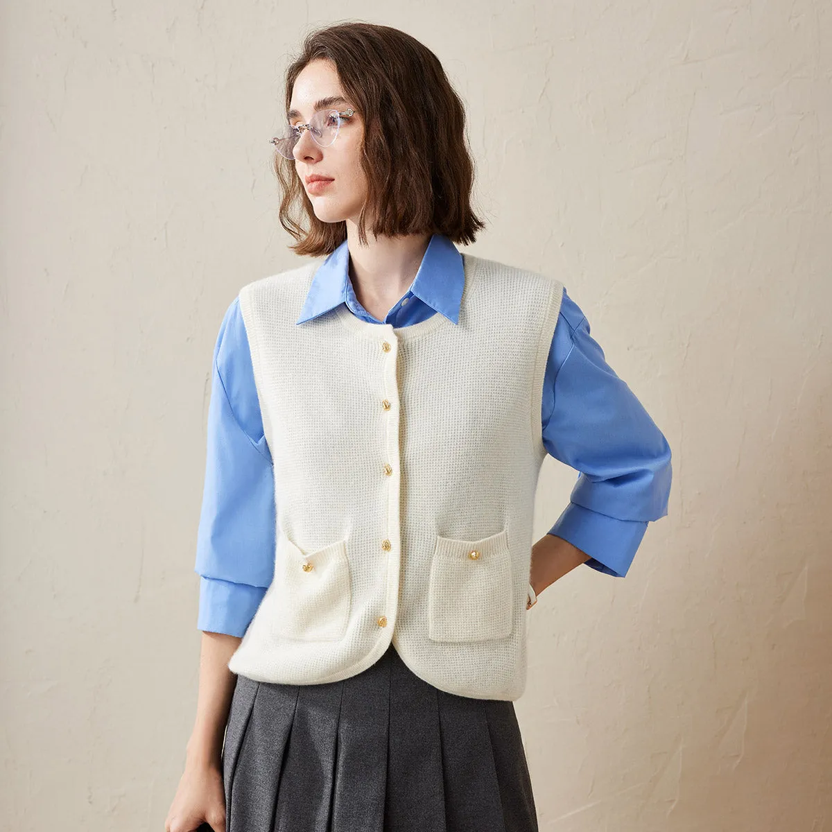 100% Cashmere Women's Button Pocket Knit Vest sold by COMOBOCA product image thumbnail 2