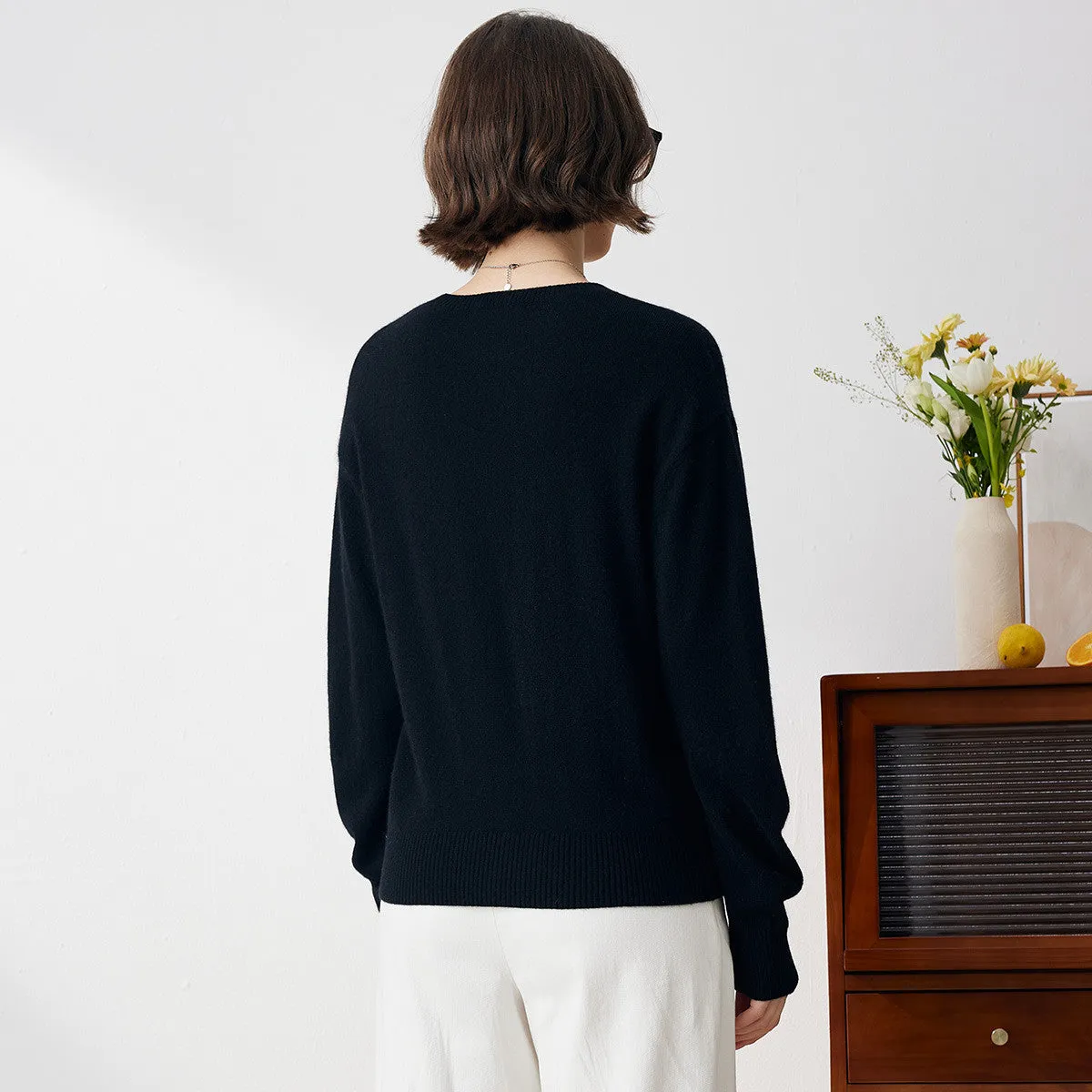 100% Cashmere Women's Floral Knit Sweater sold by COMOBOCA product image thumbnail 2