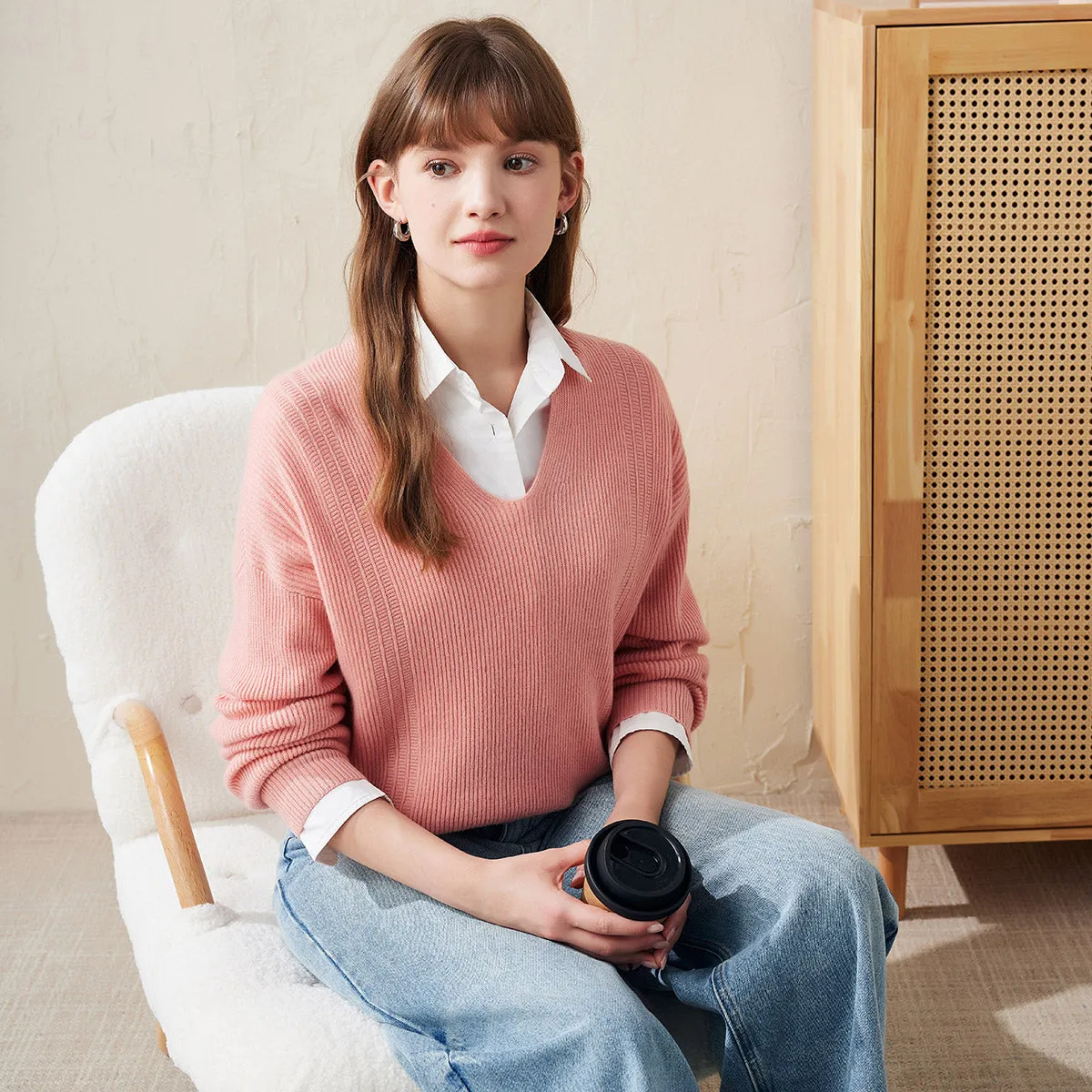 100% Wool Elegant Ribbed V-Neck Sweater sold by COMOBOCA product image thumbnail 4