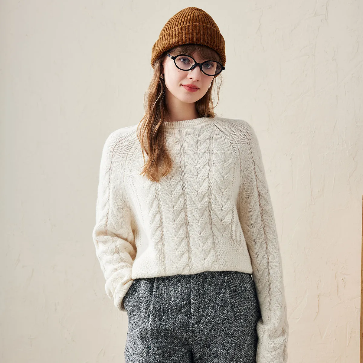 100% Wool Women's Cozy Cable Knit Sweater sold by COMOBOCA product image thumbnail 4