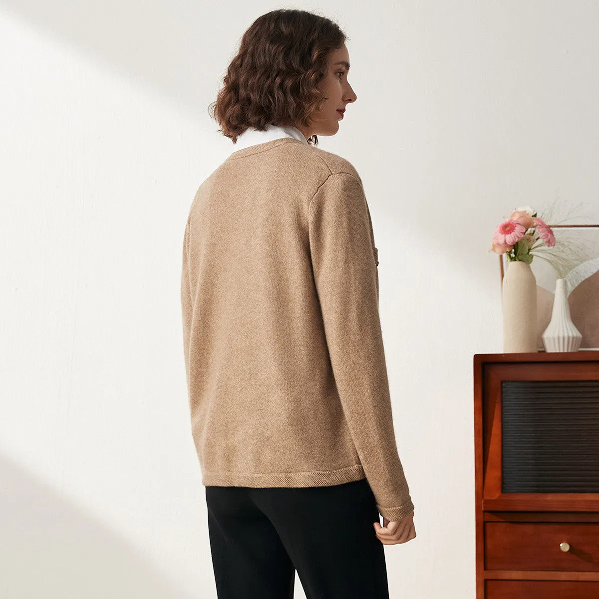 100% Cashmere Loose V-Neck Knitted Cardigan sold by COMOBOCA product image thumbnail 2