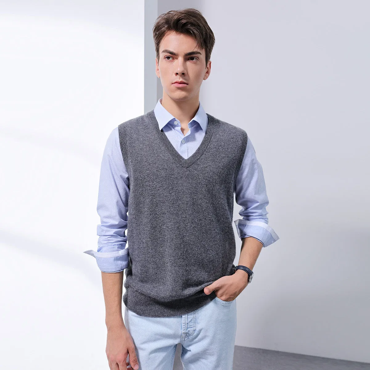 100% Cashmere Men's V-Neck Vest sold by COMOBOCA product image thumbnail 3